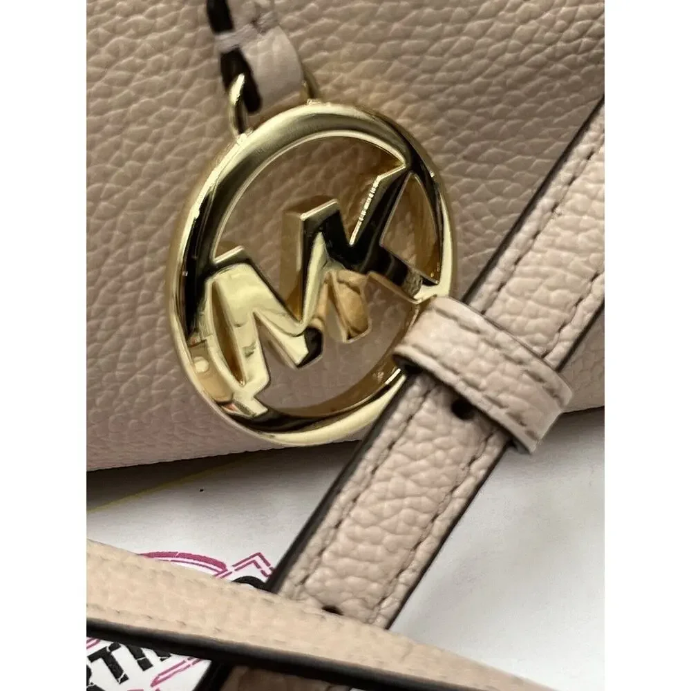 Michael Kors saffiano leather